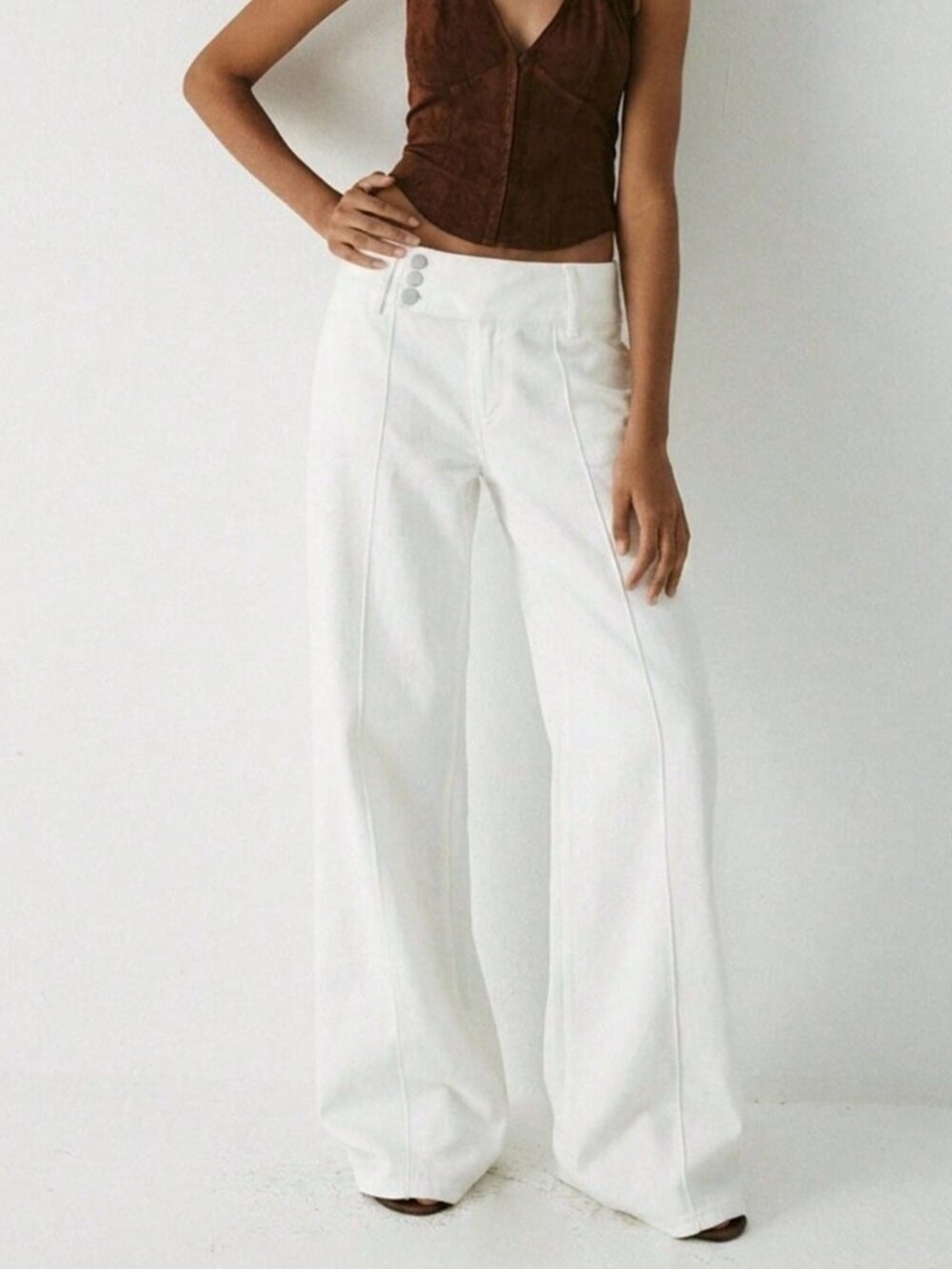 White Casual Women's Button Waist Detail Jeans